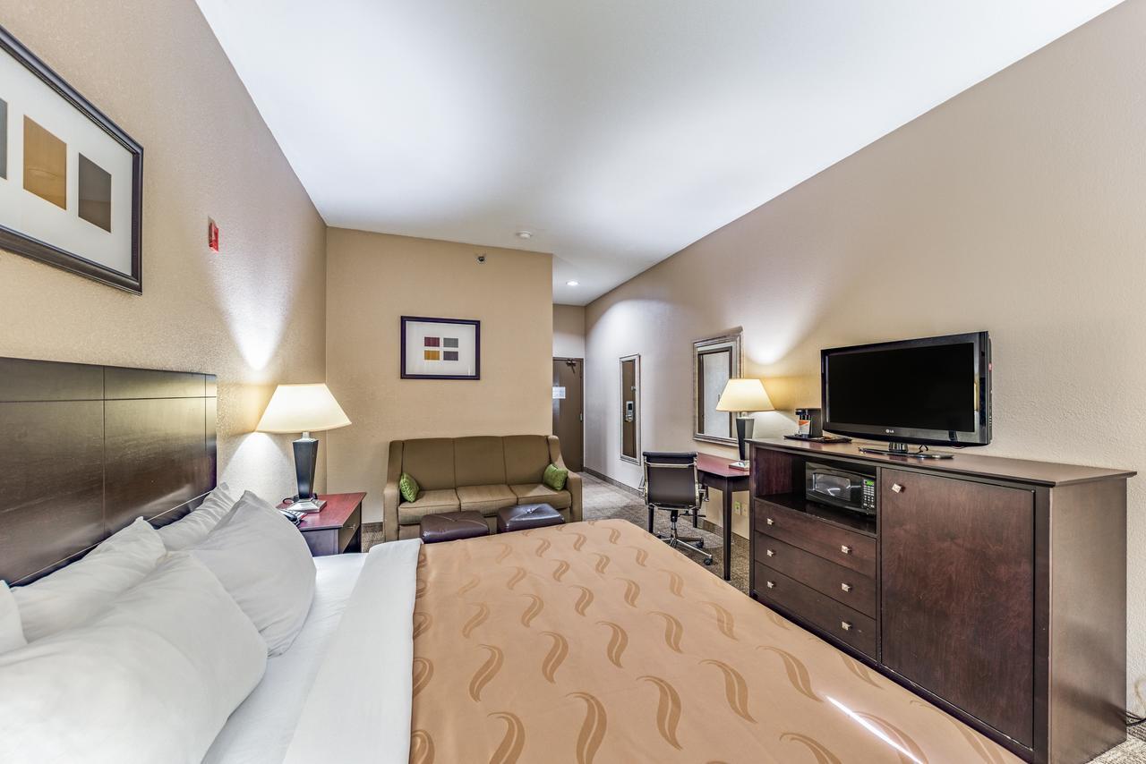 Quality Inn West Plano - Dallas Экстерьер фото